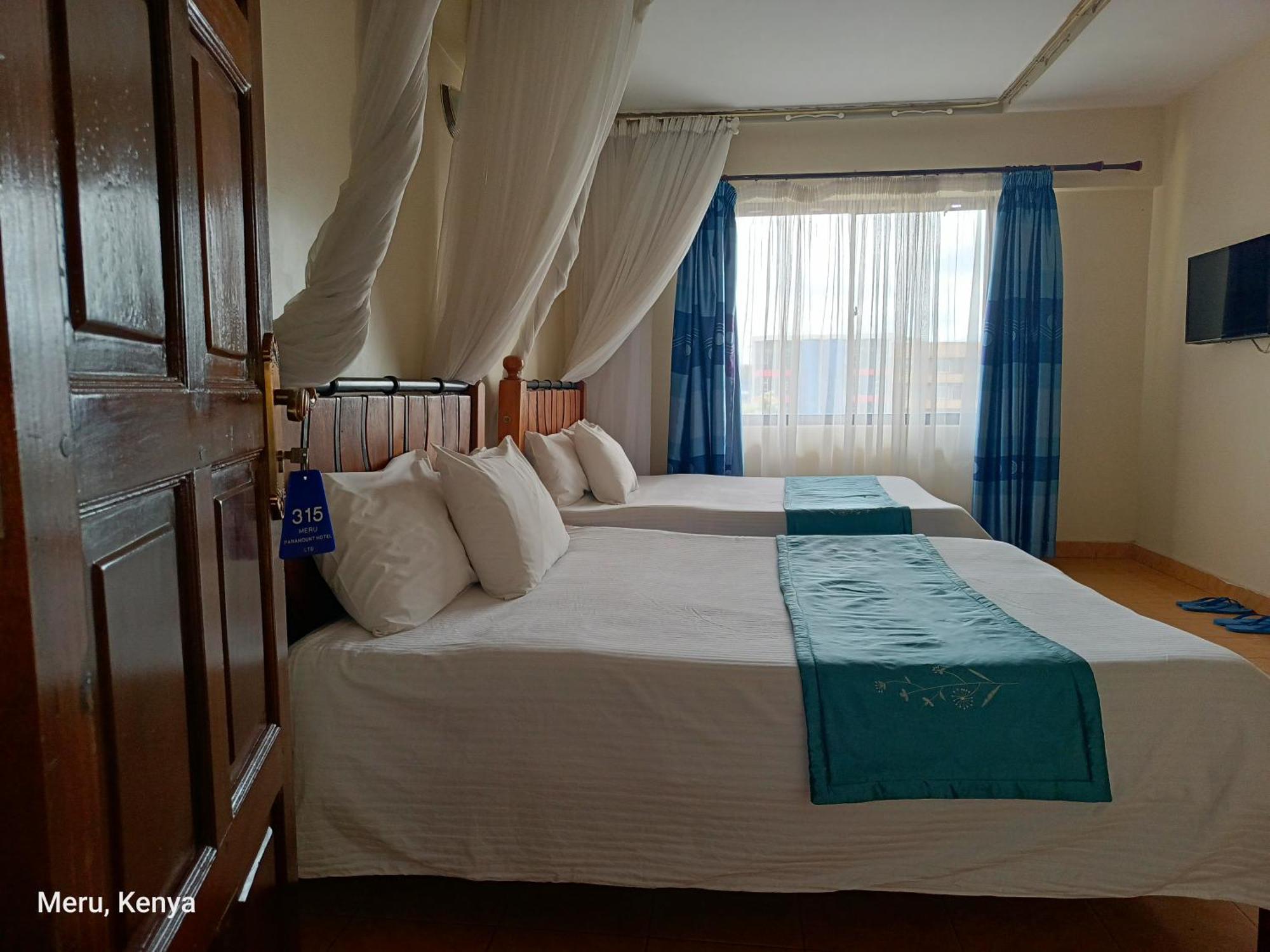 Meru Paramount Екстериор снимка