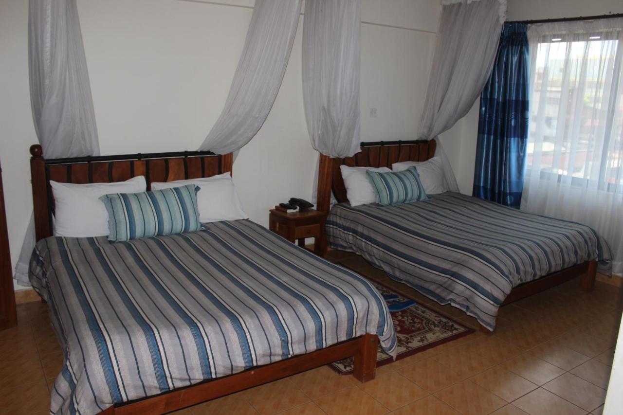 Meru Paramount Екстериор снимка